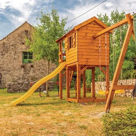 Lana Casa de Férias Imotski